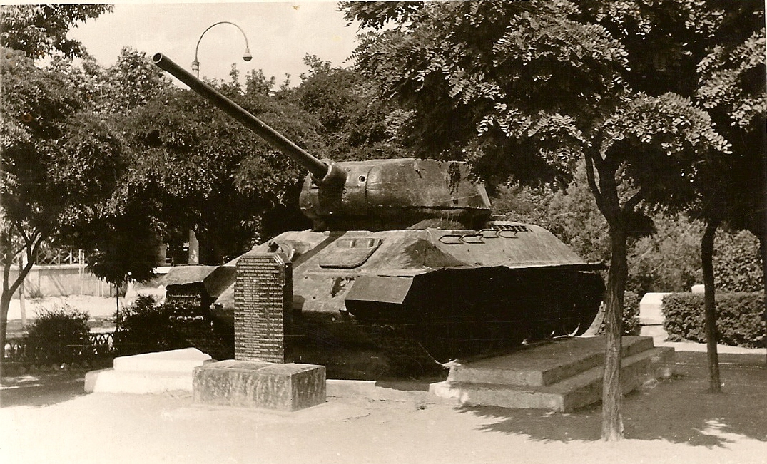 Братская могила   3